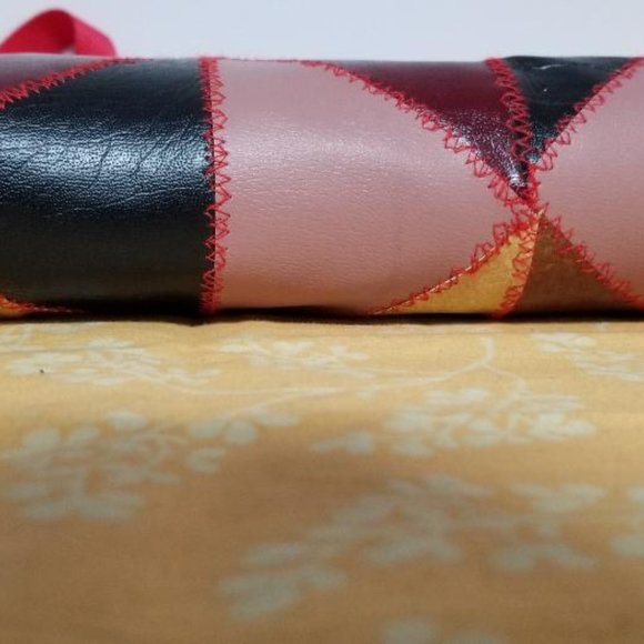 Handmade Colorful Triangular Pattern Bag - Picture 4 of 4